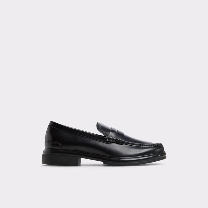 Loafers in black leather - TUCKER