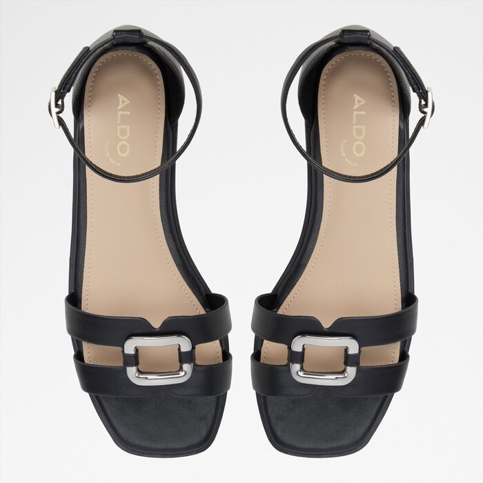 Flat sandals in black - VOK