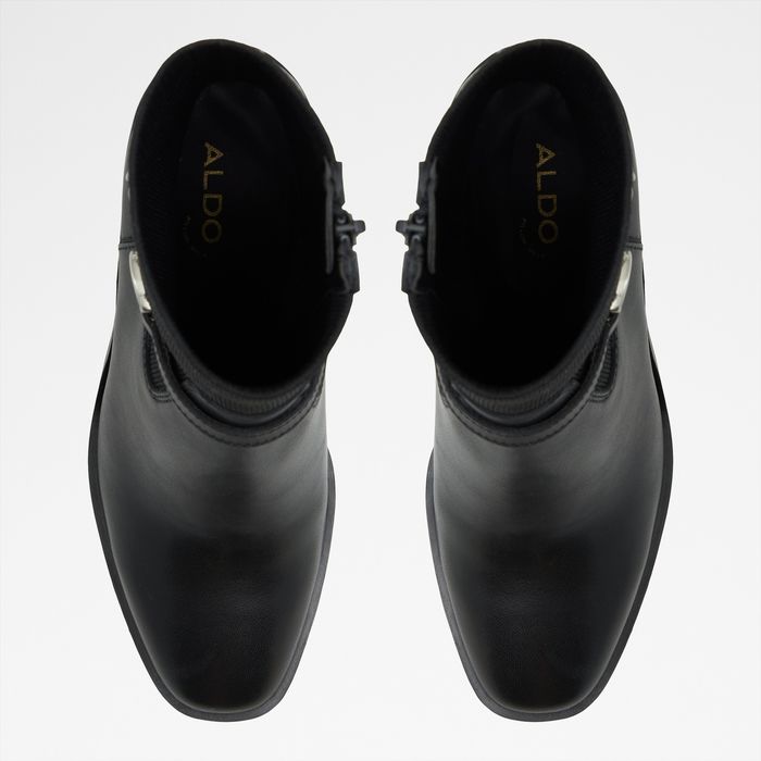 Block heeled ankle boots in black leather - WYLACLYA
