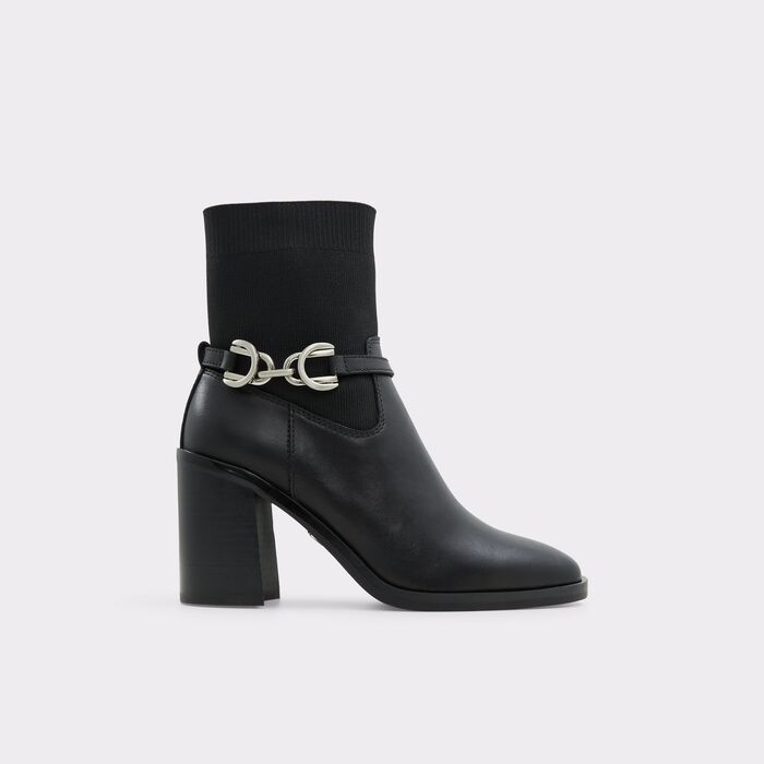 Block heeled ankle boots in black leather - WYLACLYA