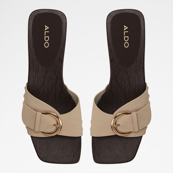 Flat sandals in beige - ALLORIA