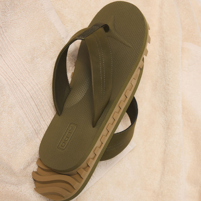 Flip-flops in green - HIDEAWAY