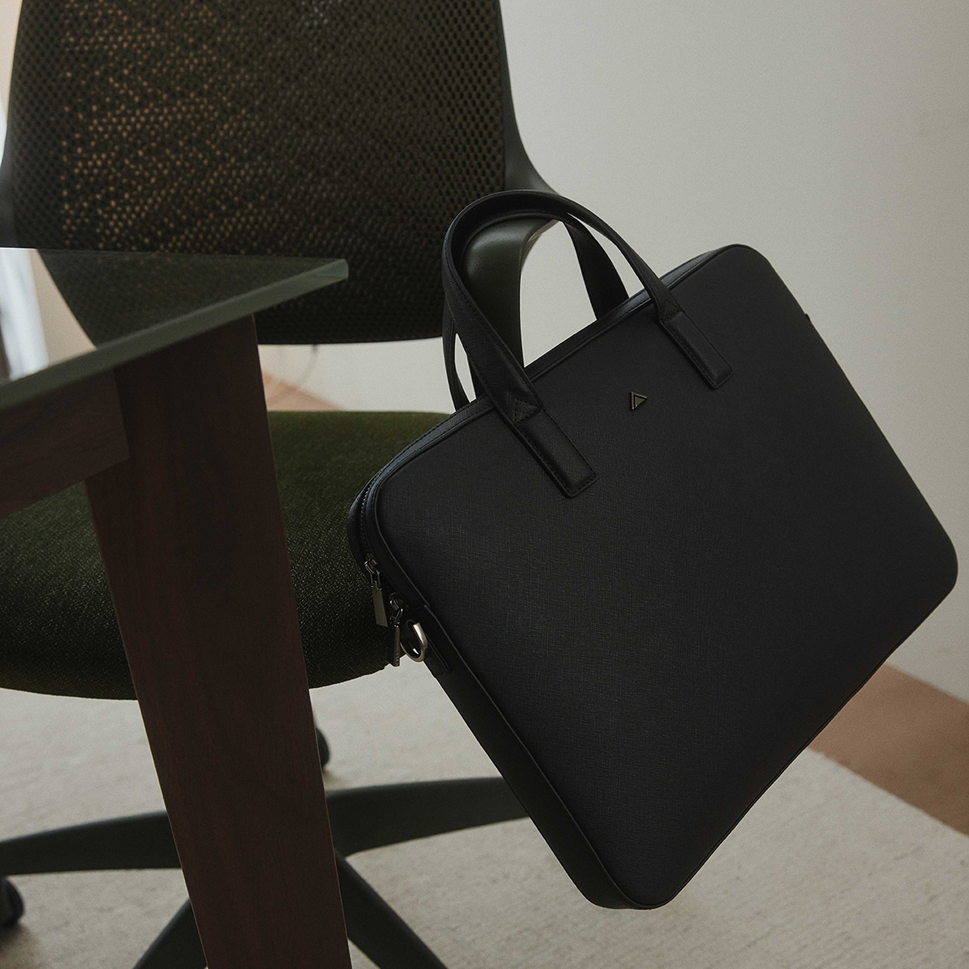Aldo Bag in black - KEVYNN