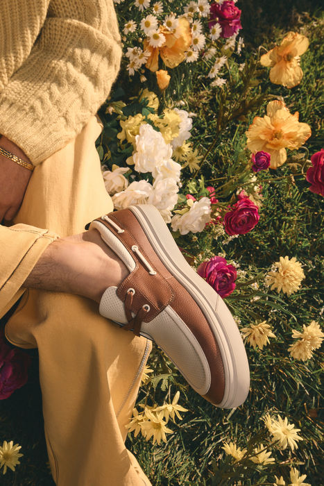 Boat shoes in cognac - WILDWAVE
