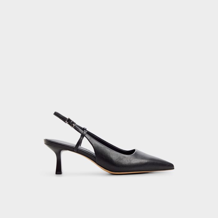 Sapatos em preto, salto fino - ADAN