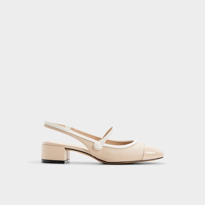 Sapatos em verniz bege, salto em bloco - AGGIE