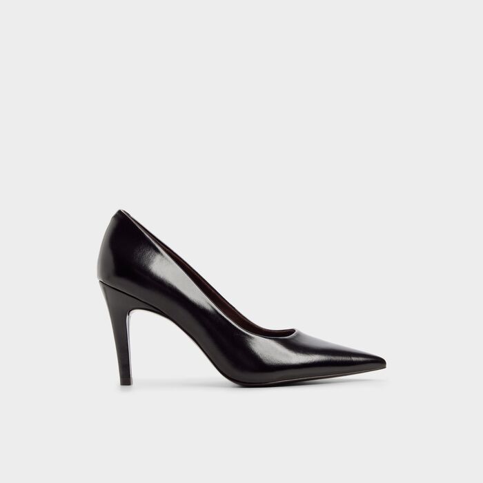 Sapatos em preto, salto fino - ALIICEE