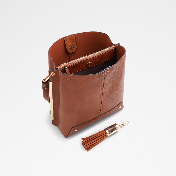 Bolso de hombro ALDO para mujer, en coñac, con cierre magnético, asa media y un adorno de borla CALLIA220002034
