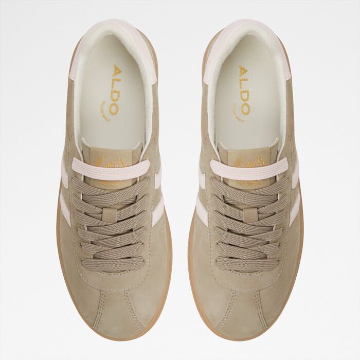 Zapatillas planas en piel beige - CHICSNEAKER