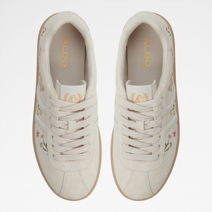 Zapatillas planas en piel beige - CHICSNEAKER