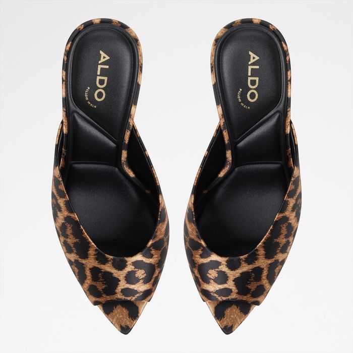 Sandalias en negro, tacón de aguja - ELENARA