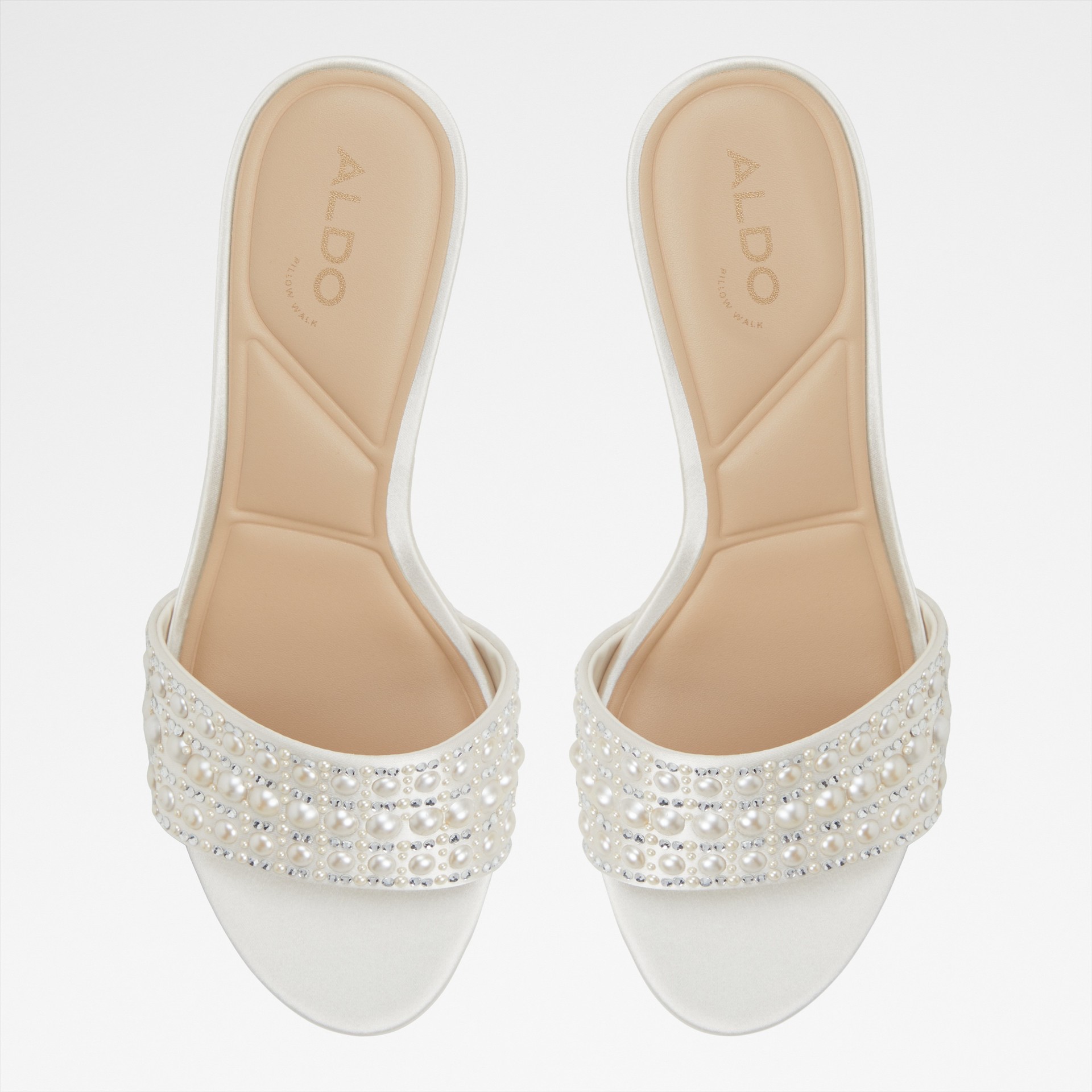 Mules en blanco, tacón de aguja ETERNALLY