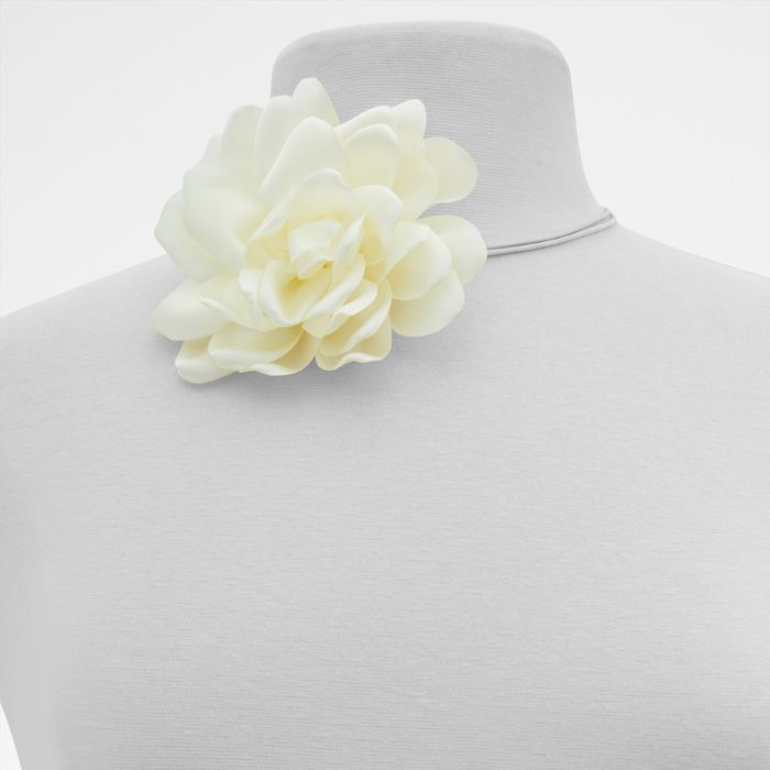 Colar em branco - FLORALGAL