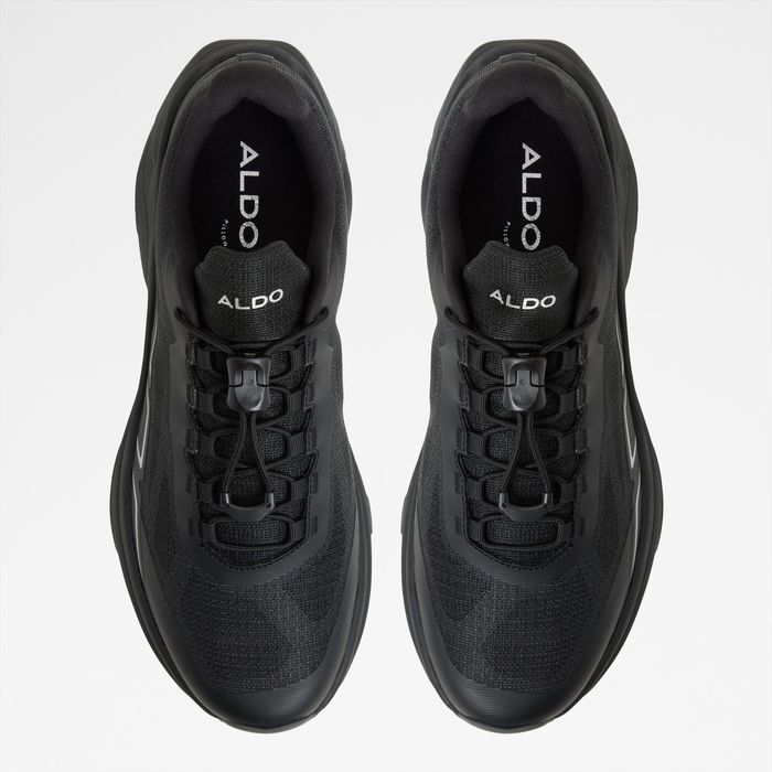 Zapatillas en negro - FRANKI