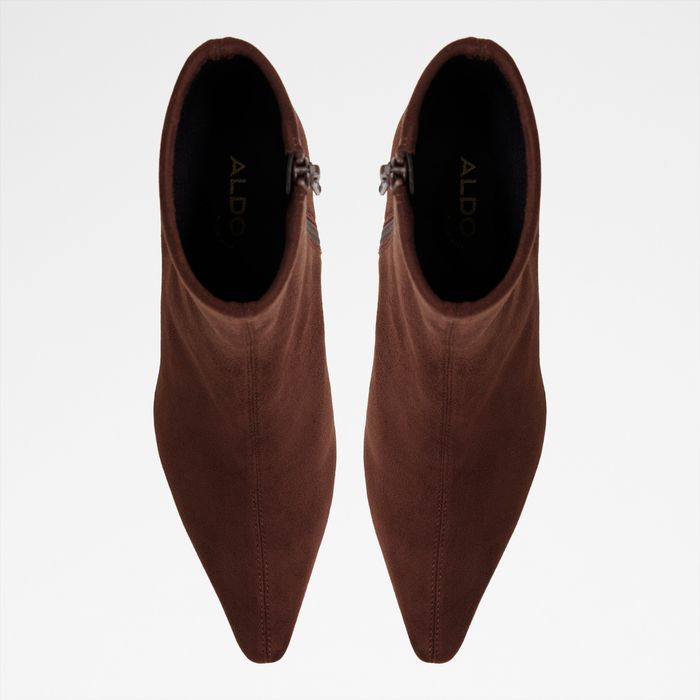 Botines en marrón, tacón de aguja - GAVAMANA