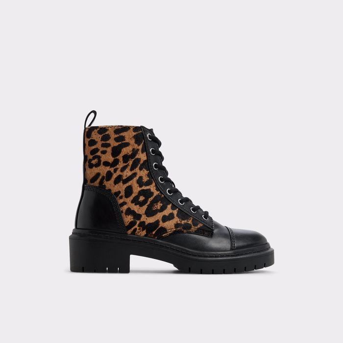 Botins rasos em preto - GOER-IN