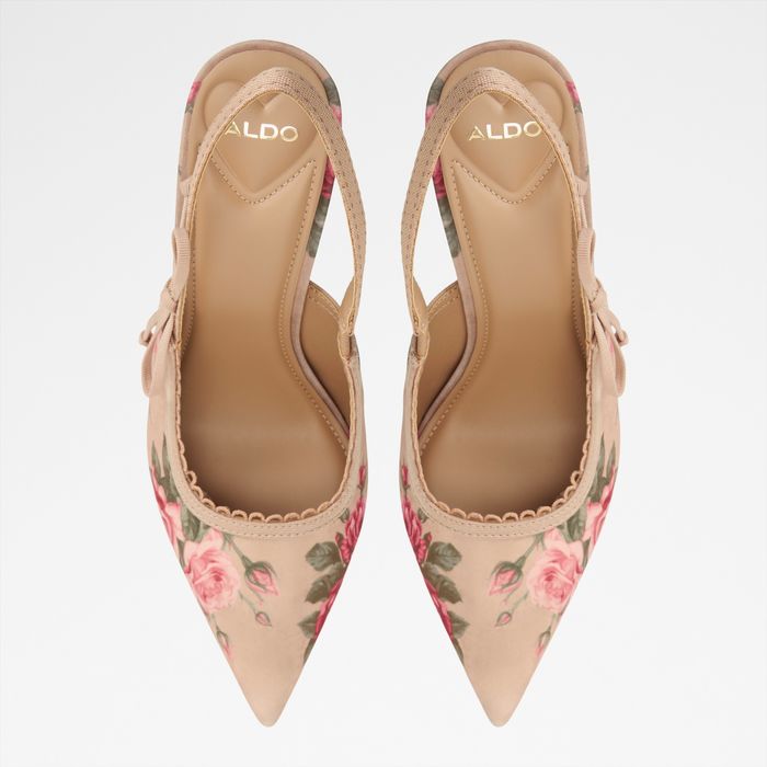 Zapatos de salón en beige, tacón de aguja - HENNIE