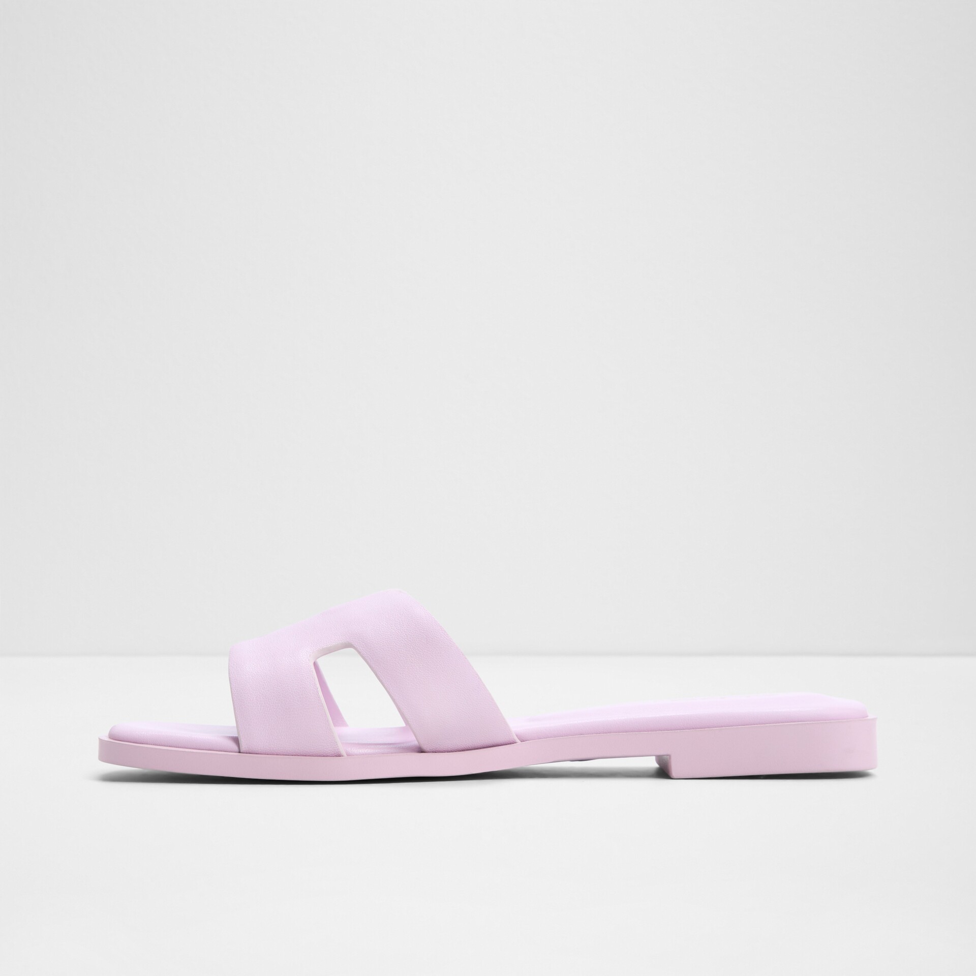 Sandalias planas para mujer en piel lila ITSANDAL530001043