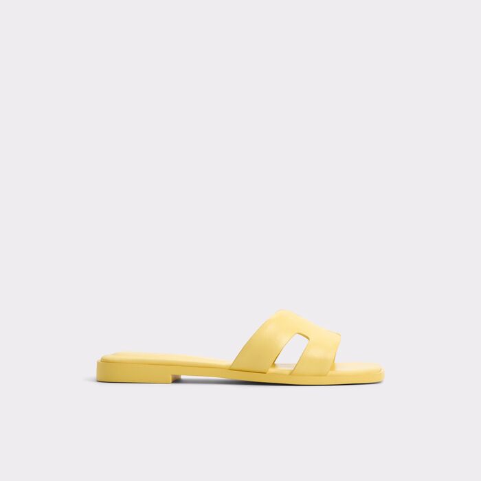 Sandalias planas en piel amarillo - ITSANDAL