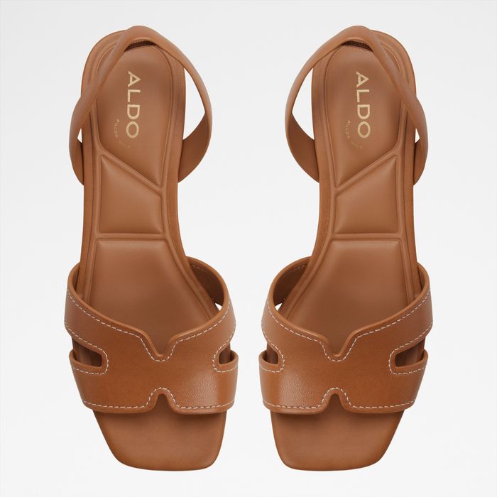 Sandalias planas en piel coñac - JAVAMANNON