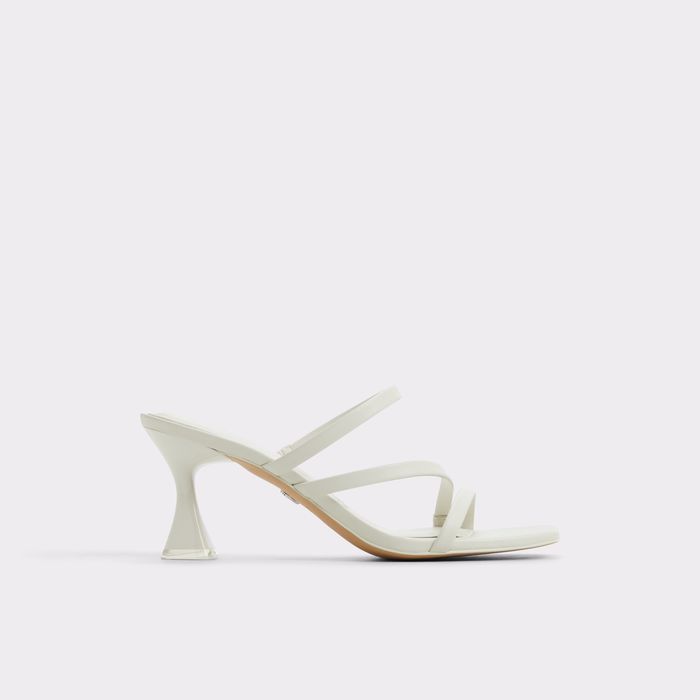 Mules en blanco, tacón embudo - JEWELLA