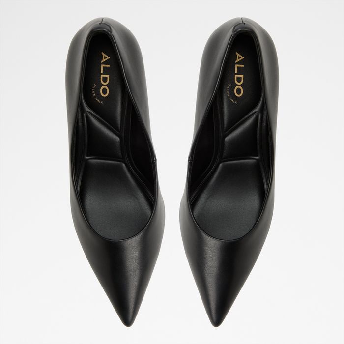 Sapatos em preto, salto fino - KAITIE