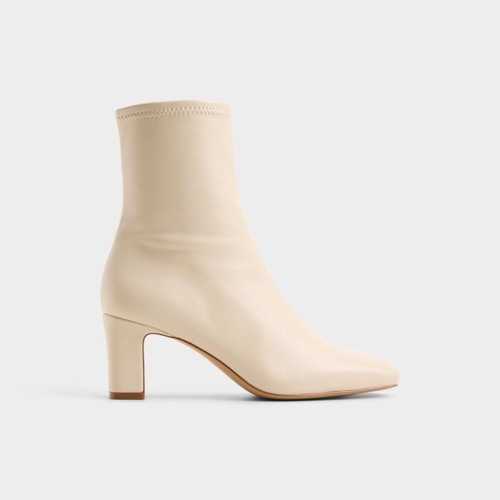 Botins em bege, salto em bloco - KAYIA