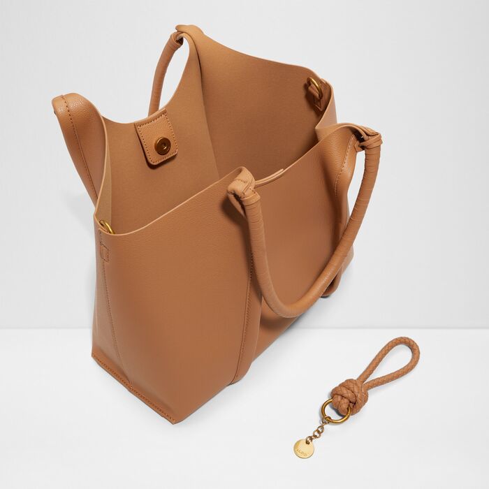 Bolso de hombro en coñac - KYLINIA