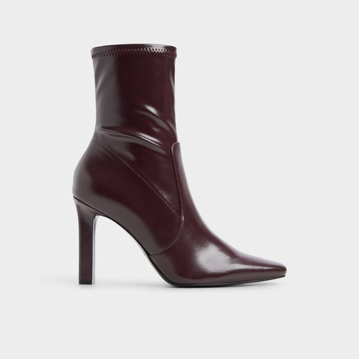 Botins em bordô, salto fino - LEIANNA