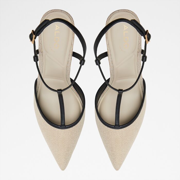 Sapatos em bege, salto fino - LEONNA