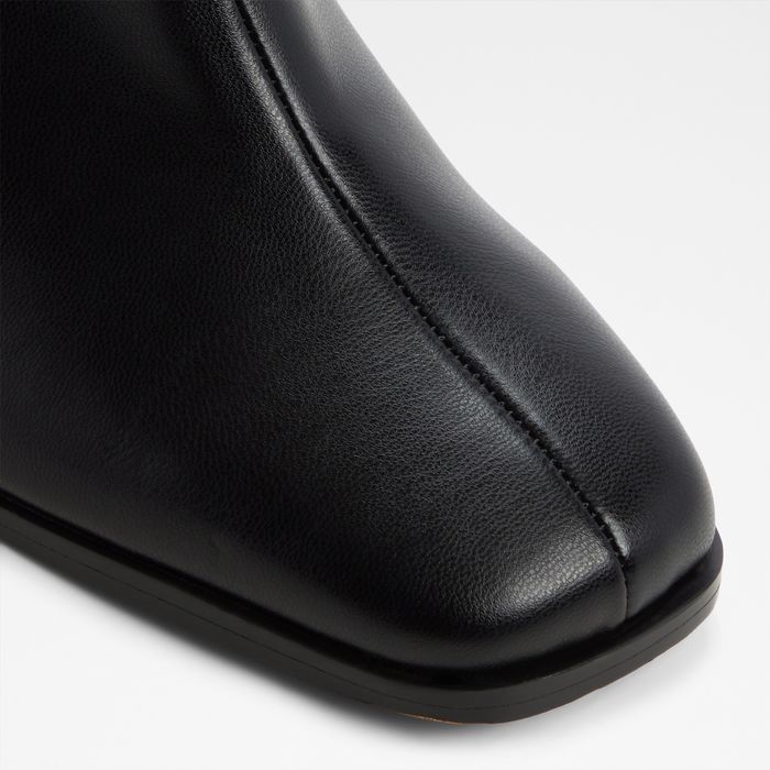 Botins em preto, salto em bloco - MARLO