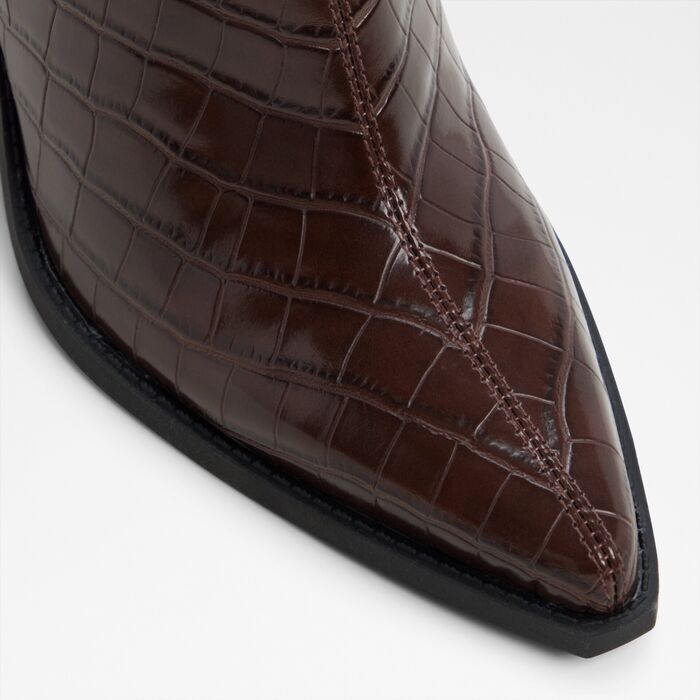 Botins em castanho, salto em bloco - NORELLE
