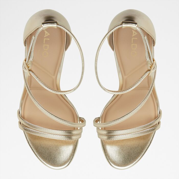 Sandalias en oro, tacón de aguja - ODELLA
