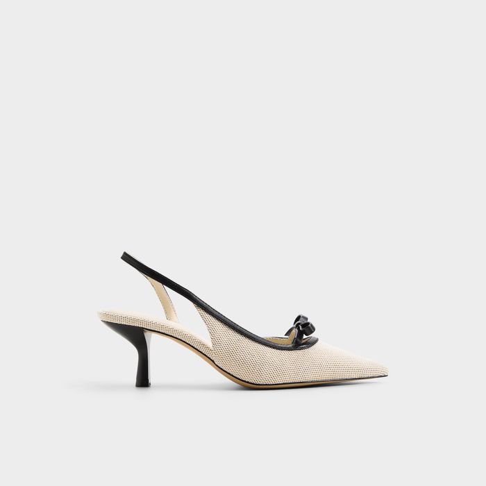 Sapatos em bege, salto em funil - PHILIPA