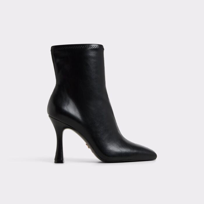 Botines en negro, tacón embudo - RANABELILA