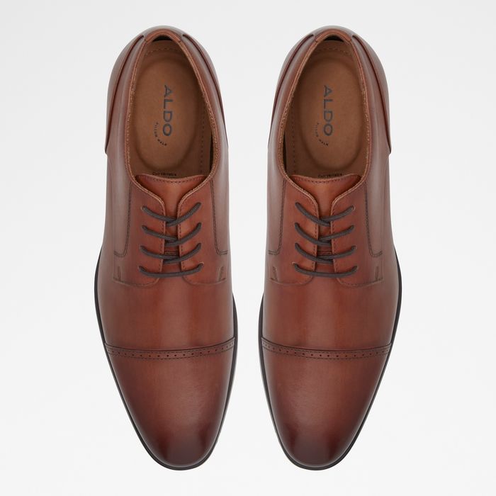 Sapatos clássicos em pele cognac - RHENDAWIEN