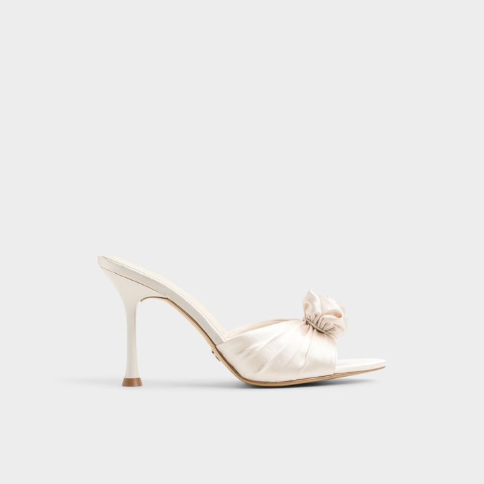 Mules em branco, salto fino - ROSALINA