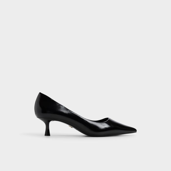 Sapatos em preto, salto fino - RUPARI