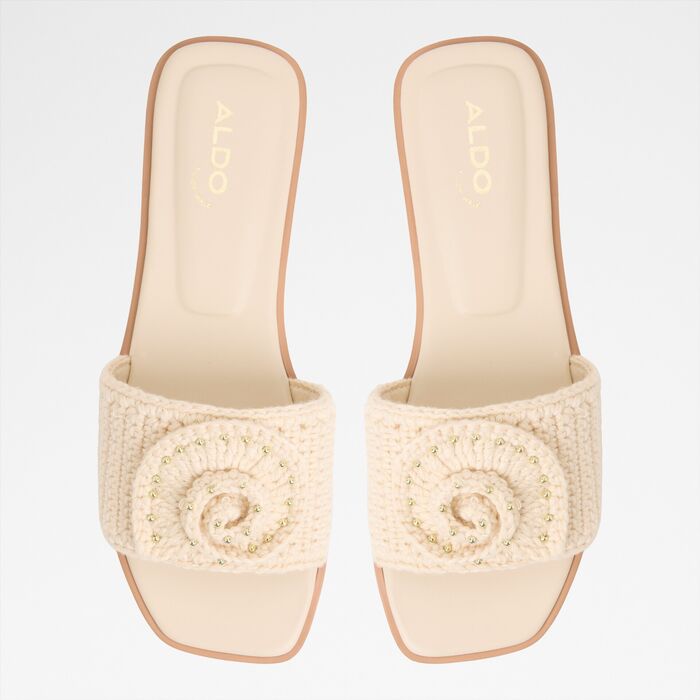 Sandalias planas en beige - SABBIA