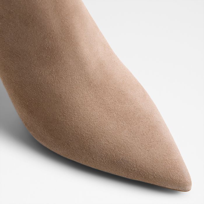 Botas de cano alto em pele bege, salto fino - SAPHIRIA