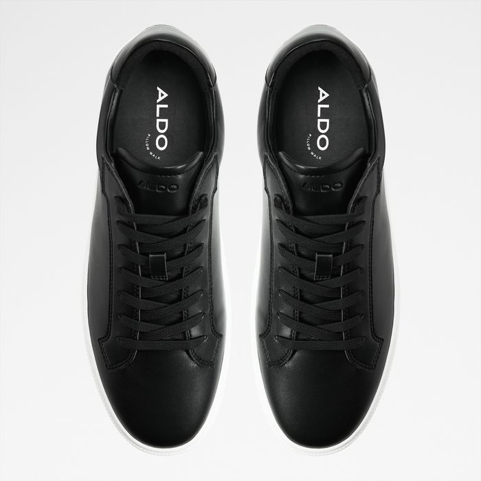 Sapatilhas em preto - SEBBI