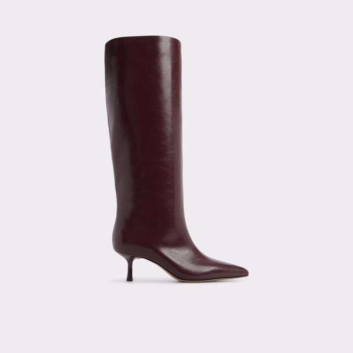 Botas en burdeos, tacón de aguja - SELORA