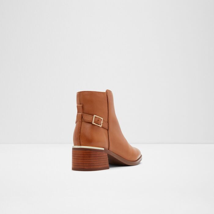 Botins em pele cognac, salto em bloco - SIRAVETH