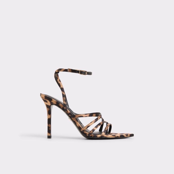 Sandalias en negro, tacón de aguja - SOLANIA