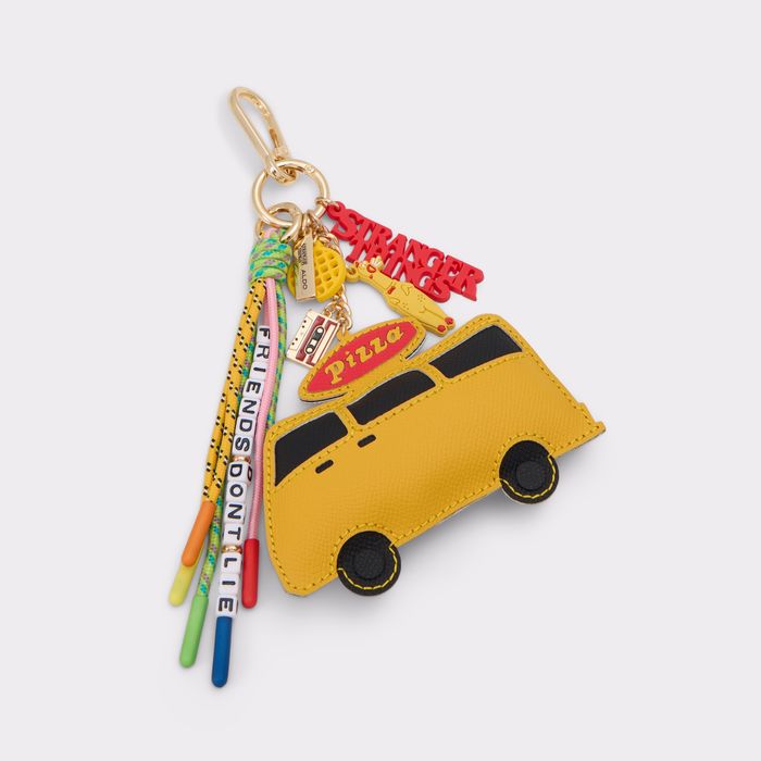 Llavero en amarillo - SURFERBOY