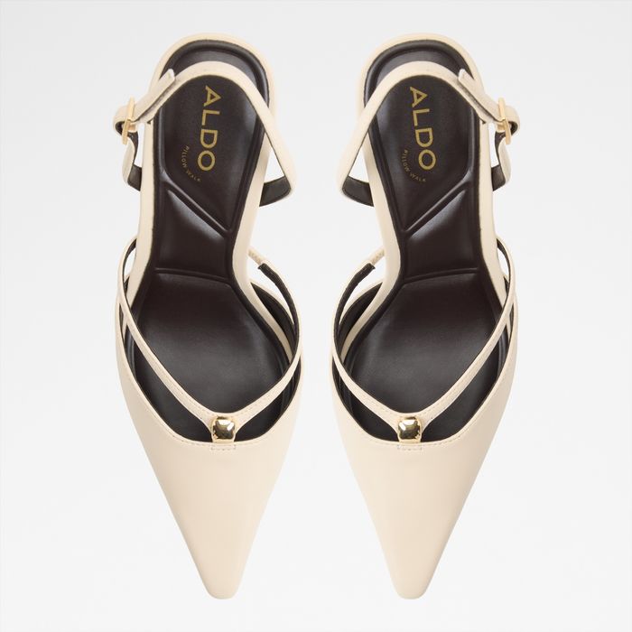 Sapatos em branco cru, salto fino - SWANKY