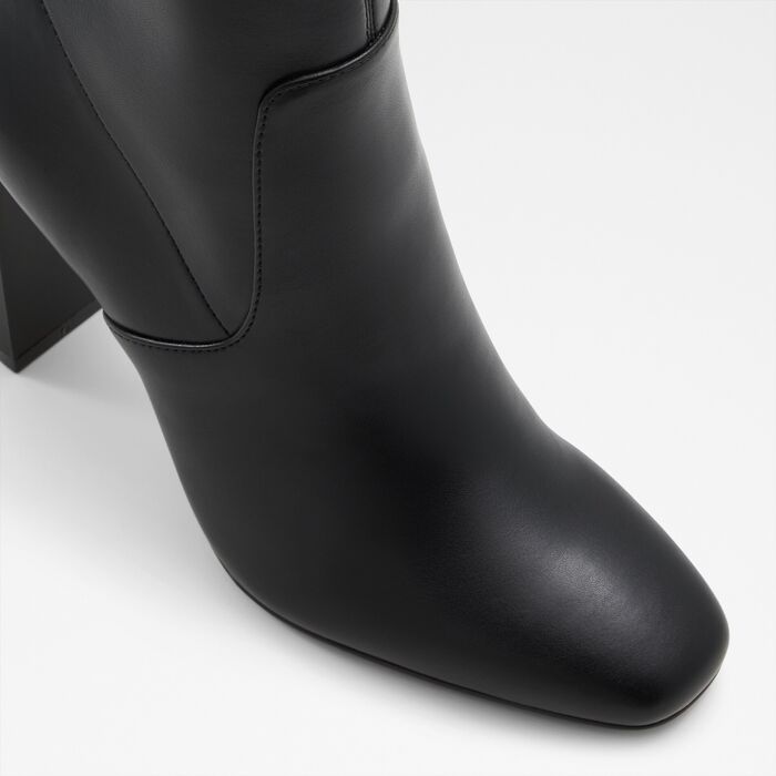 Botines en negro, tacón bloque - TALOBRECLYA