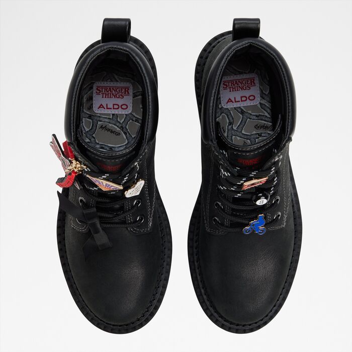 Botins rasos em pele preto - THERIFT