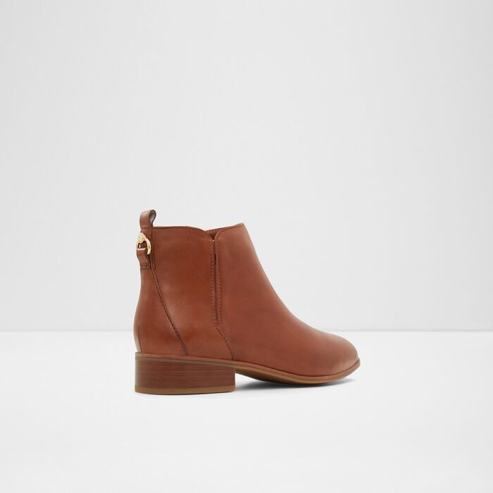 Botins rasos em pele cognac - VERITY