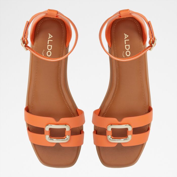 Sandalias planas en naranja - VOK